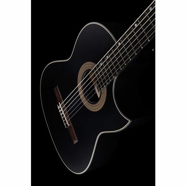 Hanika la boutique Custom