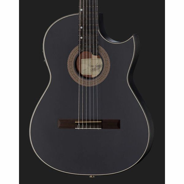 Hanika la boutique Custom
