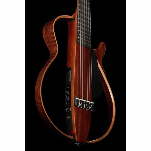 Yamaha SLG200NW