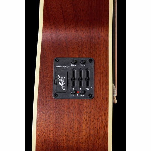 Maton EBG808C Nashville