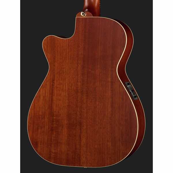 Maton EBG808C Nashville