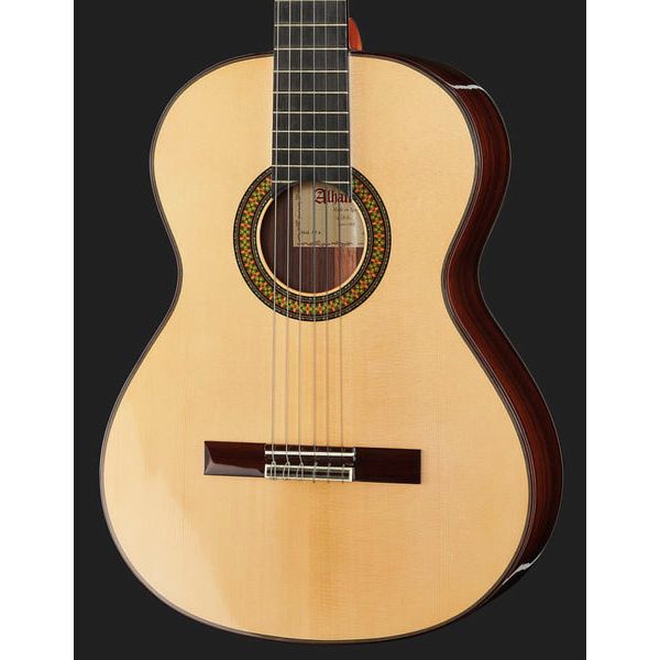 Alhambra 7P A Incl Gig Bag