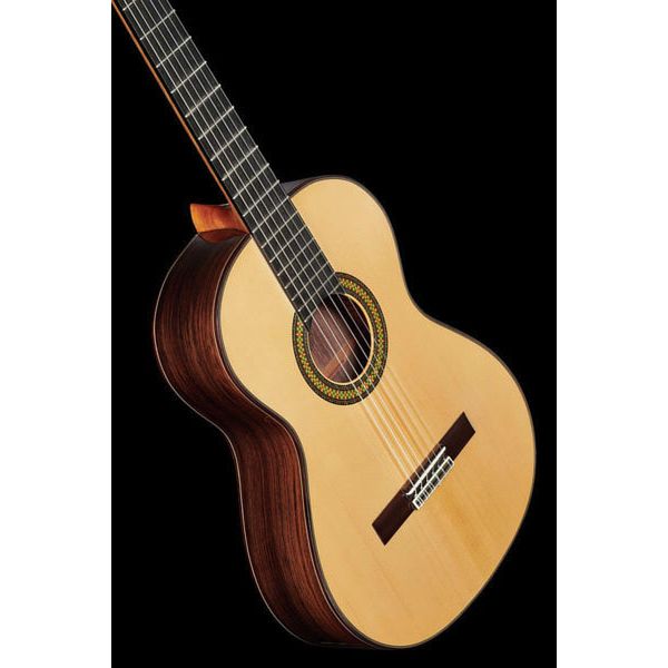 Alhambra 7P A Incl Gig Bag