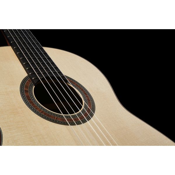 Höfner HM89-0 Master Classic Guitar