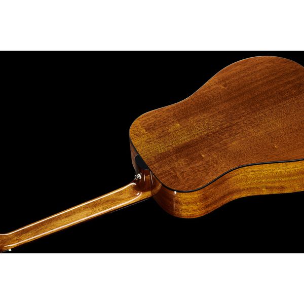 Guild D-1212 Nat Westerly