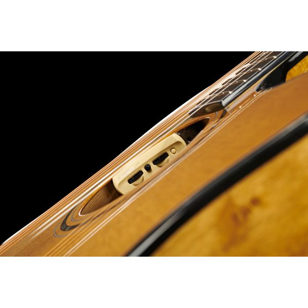 Cort Edge