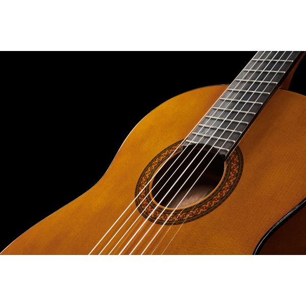 Yamaha C40 III