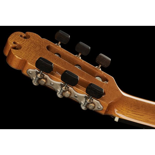 Amalio Burguet Aniversario Spruce W Case