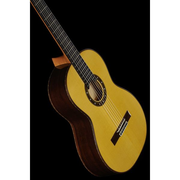 Amalio Burguet Aniversario Spruce W Case