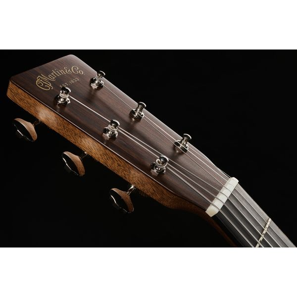 Martin Guitar SC-18E