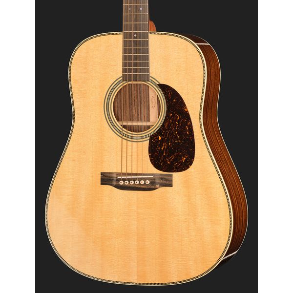Martin Guitar HD28