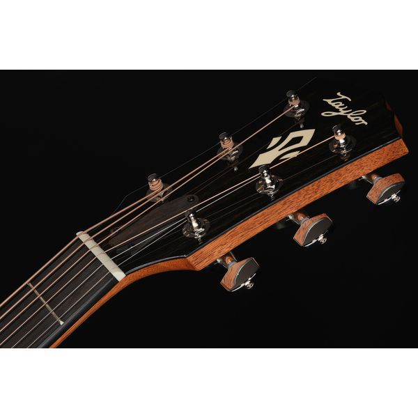 Taylor Label 714e