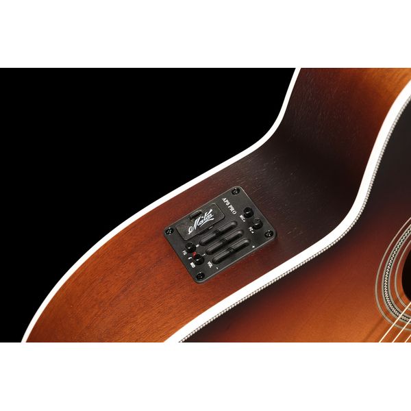 Maton Troubadour Traditional