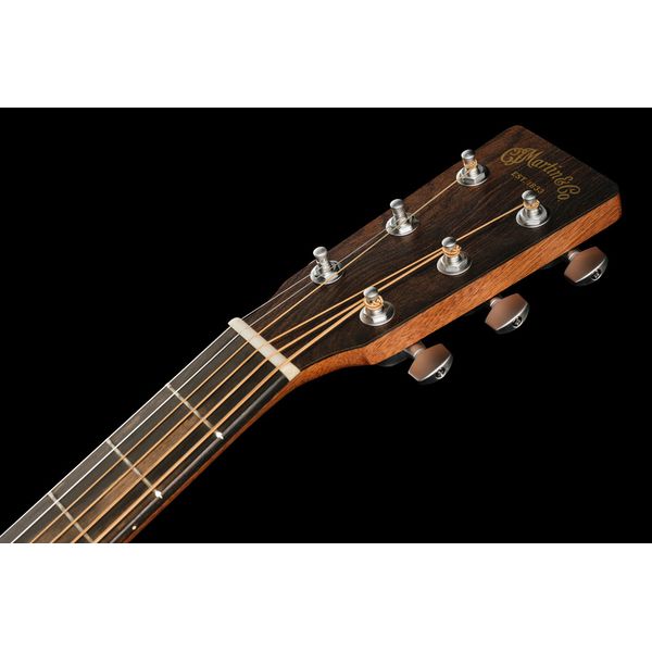 Martin Guitar OMC-10E Modern LH