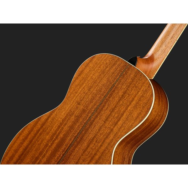 Furch 2 OOMs-SM a w case