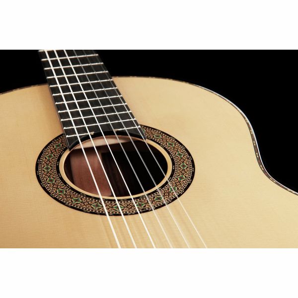 Amalio Burguet 2M Spruce W Case