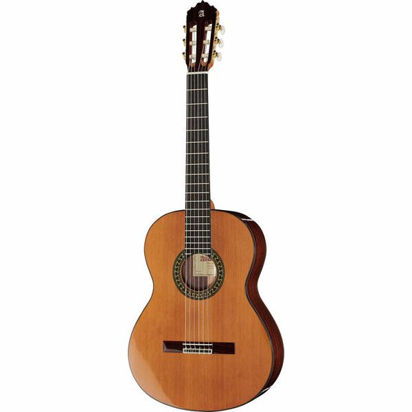 Test Alhambra 5P Incl Gig Bag: avis complet sur une guitare classique