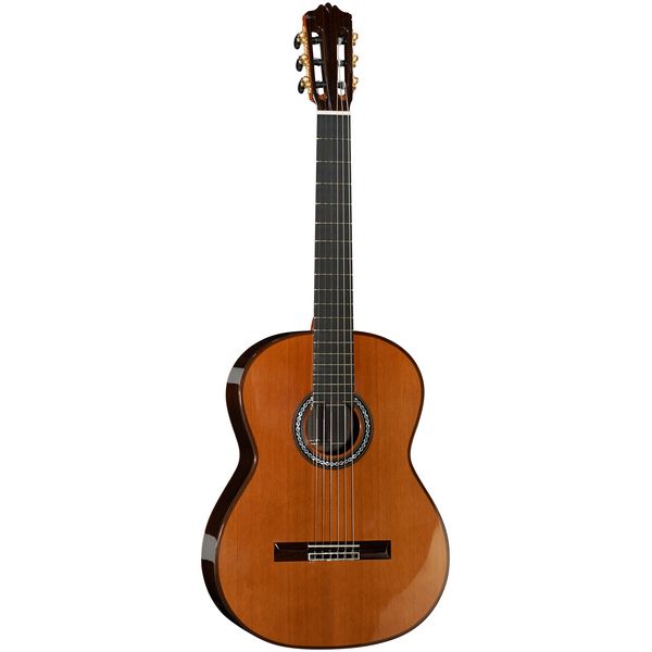 Test Cordoba C10 Cedar Lefthand: guitare classique gaucher haut de gamme