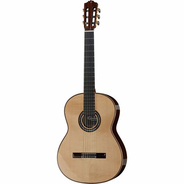 Test Cordoba C12 Spruce: avis complet sur cette guitare classique