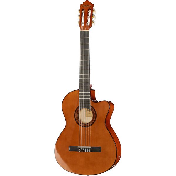 Test Harley Benton CG300CE: guitare classique électro à petit prix