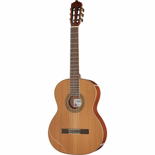 Test complet de la guitare classique La Mancha Rubi C, avis et essai