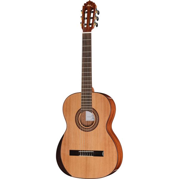 Test Manuel Rodriguez Tradicion T-62 7/8: guitare classique précise
