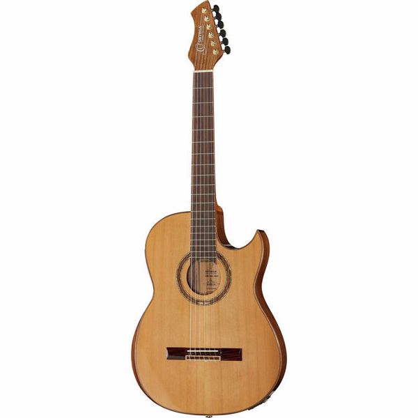 Test Ortega Flametal-Two: avis complet sur cette guitare flamenca électro