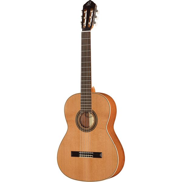 Test Ortega R18S: essai détaillé de la guitare électro-acoustique en cèdre