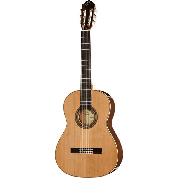 Test Ortega R19G: essai complet de la guitare acoustique espagnole