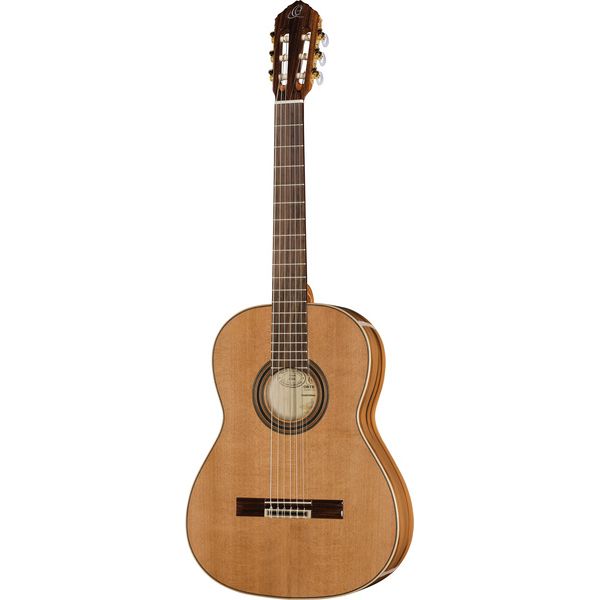 Test Ortega R20GSNRG: guitare acoustique cèdre et eucalyptus en essai